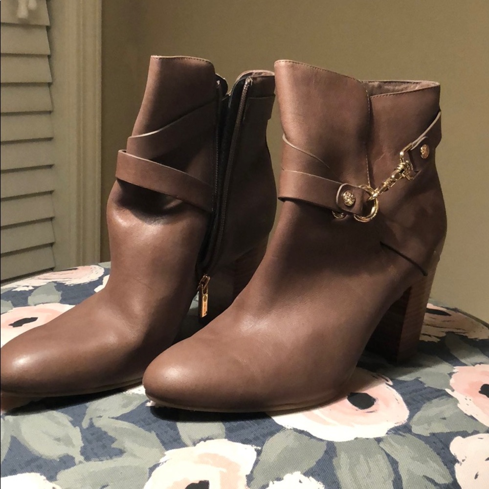 Isola, leather booties, gold detail